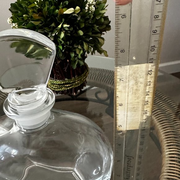 Vintage Luigi Bormioli 9" Light & Music Crystal 9" Decanter Made in Italy - Picture 5 of 7